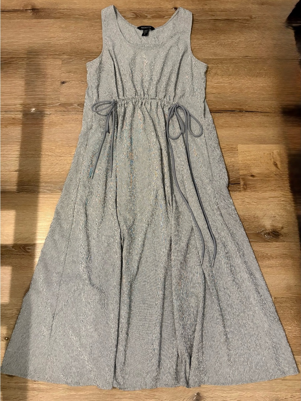 Athleta Echo Scoop Neck Sleeveless Midi Length Dress Cinched in Silver Shimmer